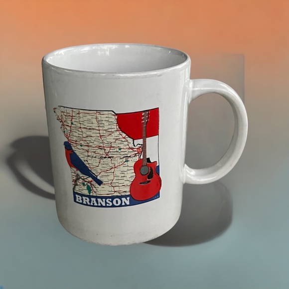 Branson Missouri Coffee Mug With Cardinal State Bird. Vintage. - Picture 2 of 4